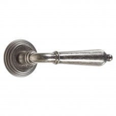 Ручки дверные на розетке EDS-V203 AGED, цвет серебро