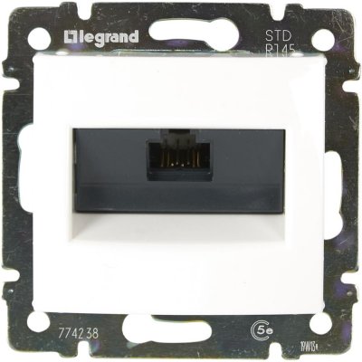 Розетка компьютерная встраиваемая Legrand Valena RJ45, UTP cat 5, цвет белый, SM-82380089